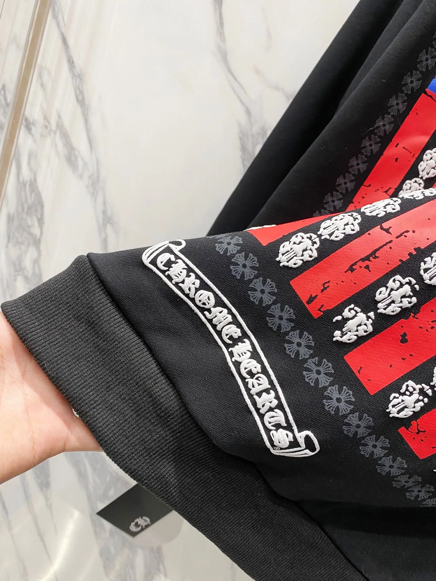 P290 Chrome Hearts 25ss horseshoe Sanskrit flag foam printed zipper hooded sweatshirt jacket. Fabric high-definition super heavyweight pure cotton fabric. Customized hardware. Thread. Accessories. Matching version. Same style for men and women. -Color: Black -Size: S M L XL